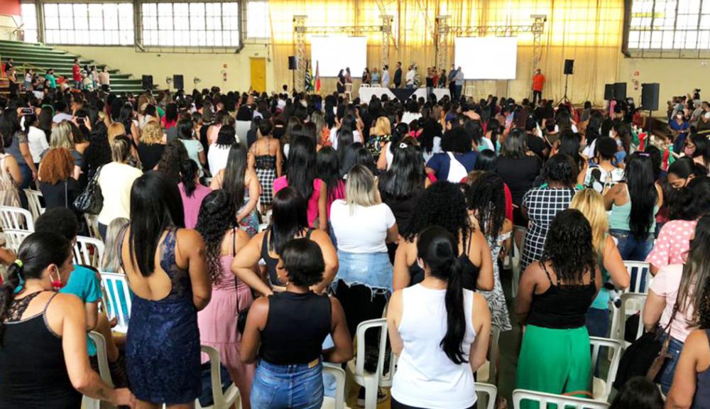 Embu das Artes: Prospera Família forma mais de 1.000 mulheres moradoras da cidade