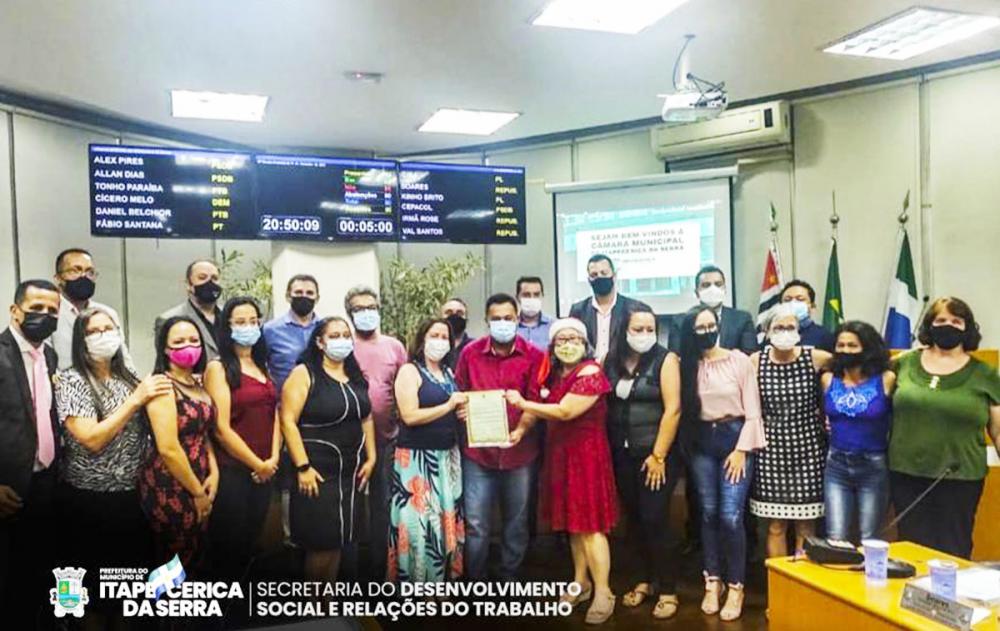 CRAS do Jacira recebe Moção de Aplausos na Câmara Municipal de Itapecerica da Serra