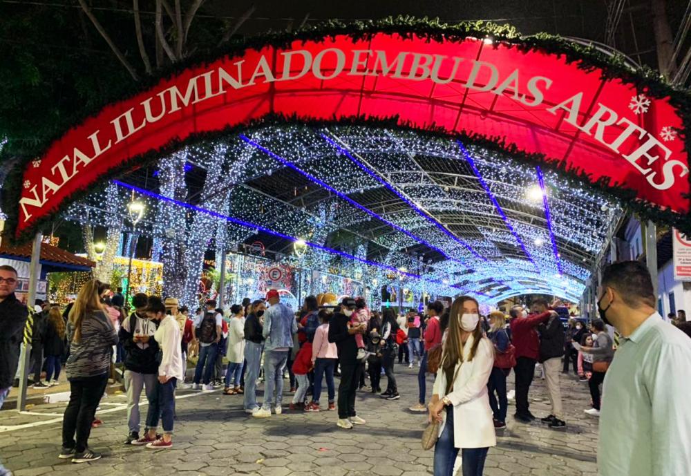 Confira a programação do Natal iluminado de Embu das Artes de 23 a 26 de dezembro