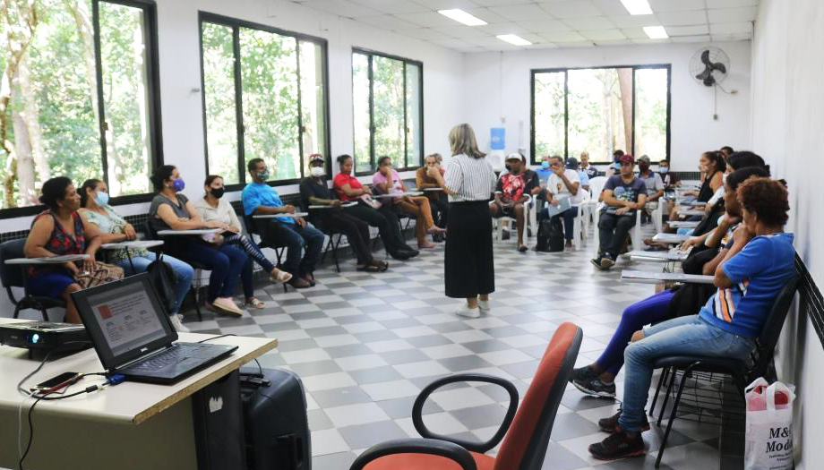 SEBRAE ministra Oficina de capacitação para integrantes da Frente de Trabalho em Itapecerica da Serra