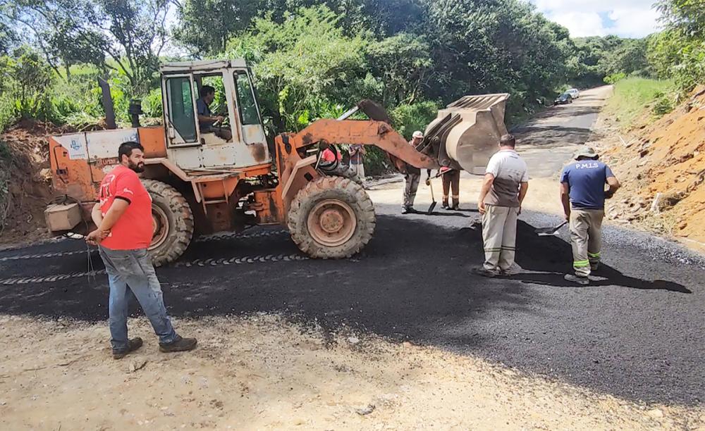Prefeitura de Itapecerica da Serra realiza Mutirão de benfeitorias no São Pedro