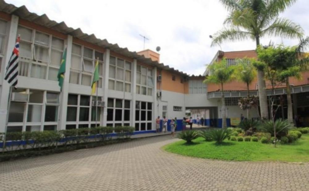 Veja o que abre e o que fecha em Embu das Artes na Semana Santa