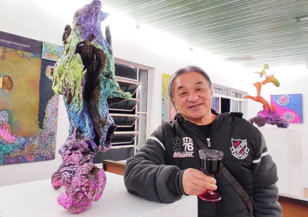  Milton Takada inaugura exposição “Pinturas e Esculturas Abstratas” em Itapecerica da Serra