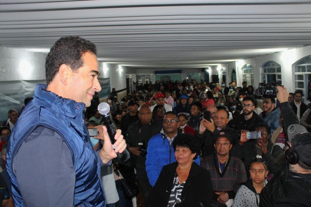 Lotou! Assista e veja fotos da filiação de Chico Brito ao Cidadania em Embu das Artes 
