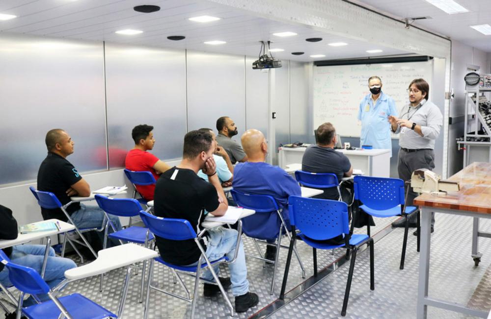 Confira: curso gratuito de Eletricista Instalador é iniciado em Itapecerica da Serra