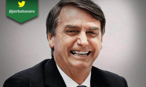 Presidente Bolsonaro acordou bem, comeu uma gelatina e tomou um chá como primeira refeição do dia