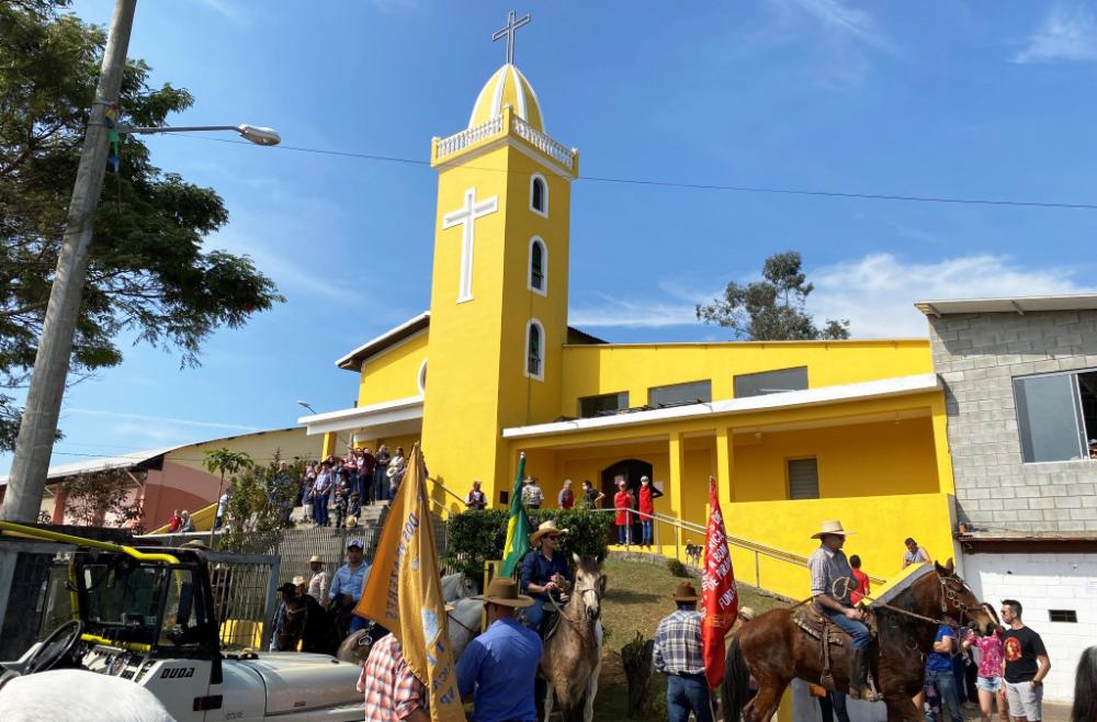 Desfile de Cavaleiros anuncia a 61ª Romaria de Itapecerica da Serra a Pirapora do Bom Jesus