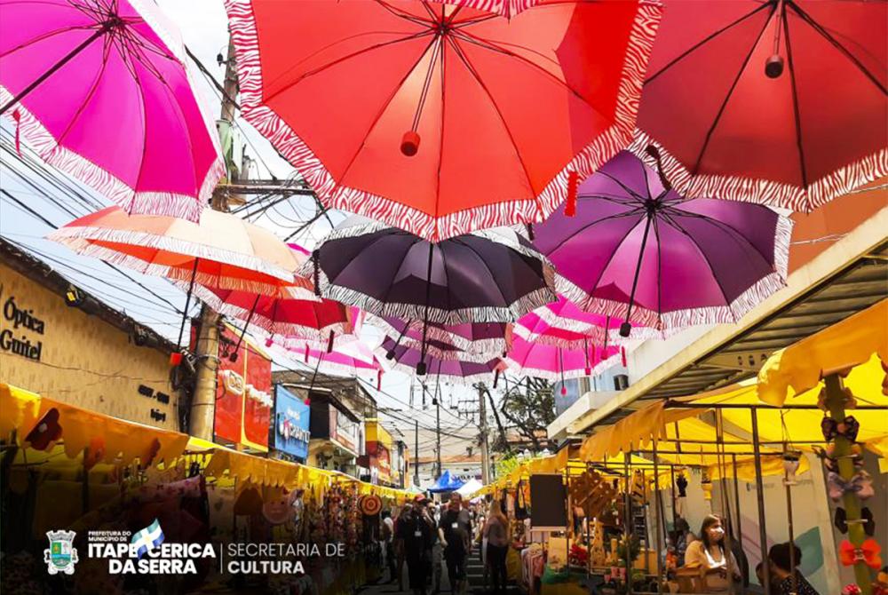 Domingo tem Feira de Artesanato, Música e Gastronomia em Itapecerica da Serra