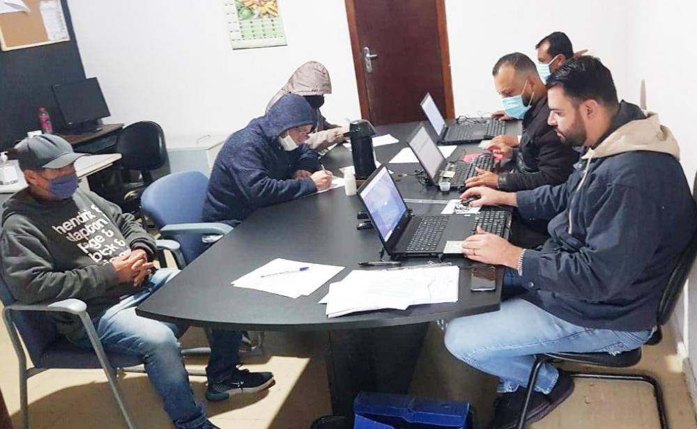 Bairros de Itapecerica da Serra receberam Ação Social do PAT e CadÚnico