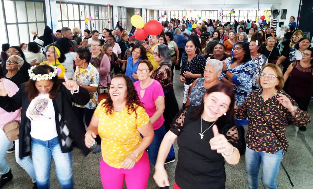 Semana Municipal do Idoso teve participação de 900 pessoas em Embu das Artes