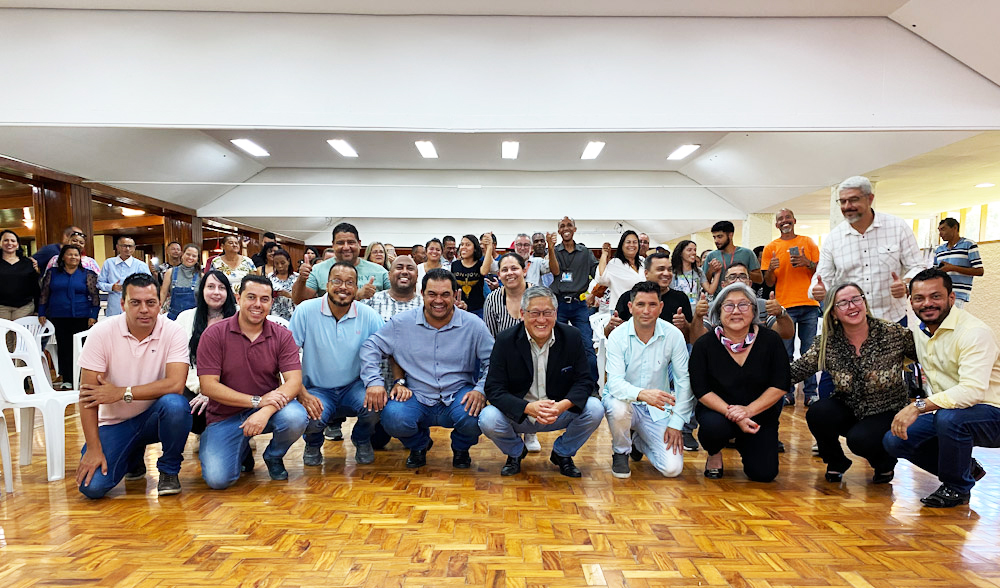 Bolsistas da Frente de Trabalho de Itapecerica da Serra recebem certificados