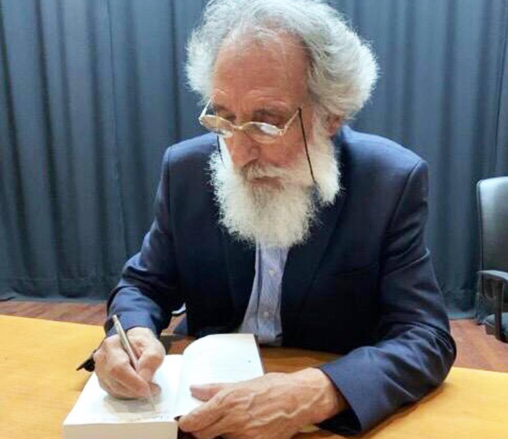 Embu das Artes: Z”figueiredo lança livro “A saga de um só” no Mestre Assis