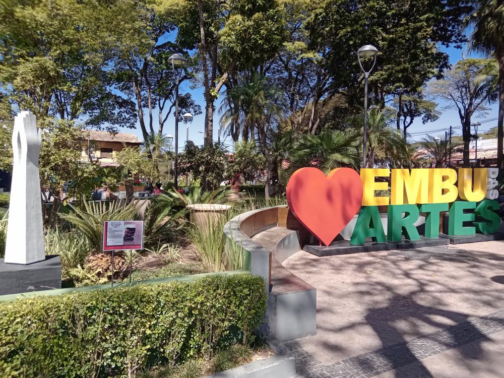 Veja o que abre e o que fecha em Embu das Artes nesta quarta-feira, 2