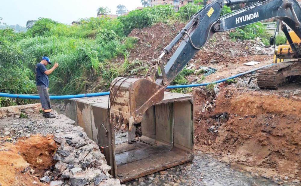 Itapecerica da Serra: Ponte no Jardim do Carmo recebe nova estrutura