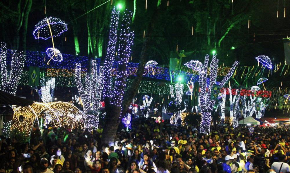 Embu das Artes: confira programação do Natal Iluminado na quinta, sexta, sábado e domingo, 18