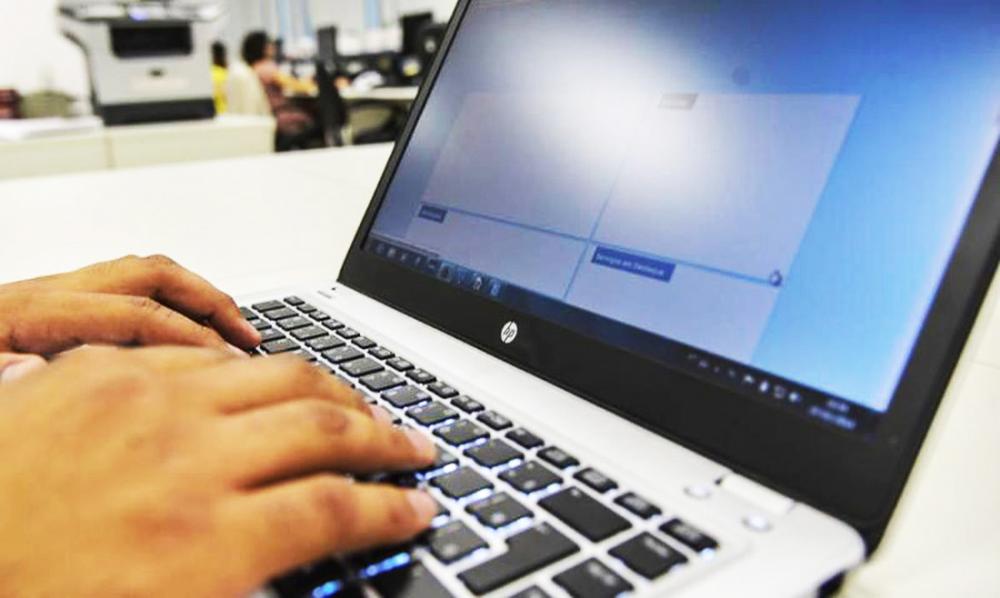 Embu das Artes: Veja as vagas disponíveis na Fabrica de Empregos nesta sexta, 6 de janeiro