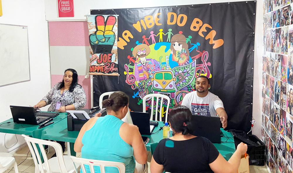 Itapecerica da Serra SP: Parque Paraíso recebeu Ação Social do PAT e CadÚnico