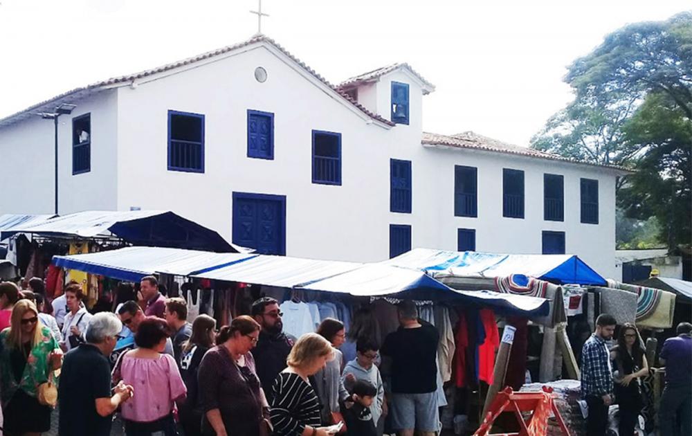 Feriado Dia do Trabalho em Embu das Artes: veja o que abre e fecha 