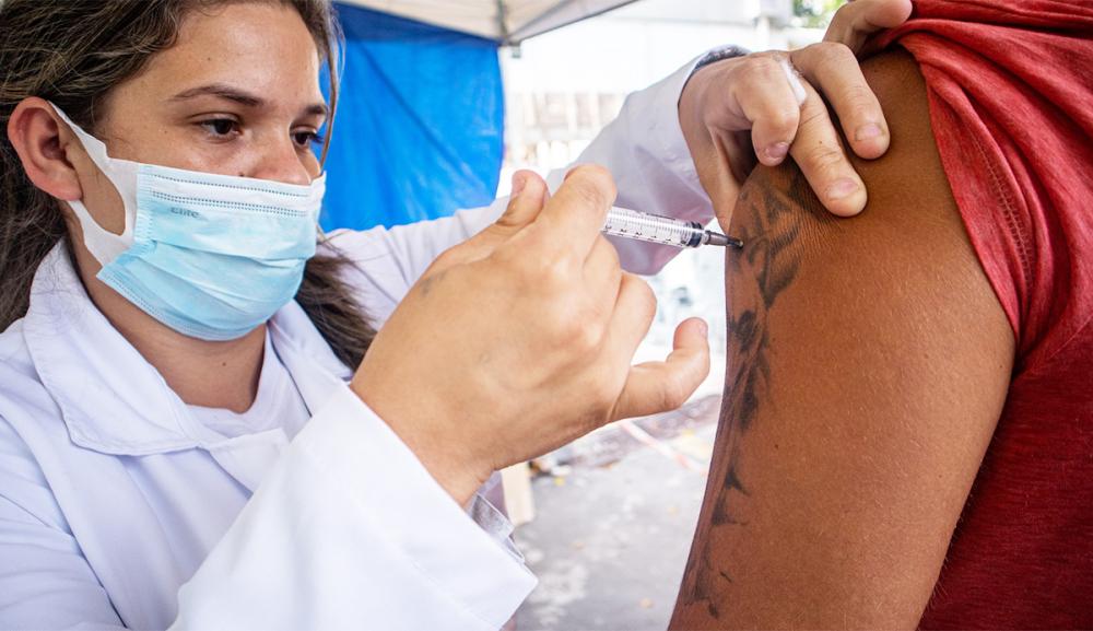 Itapecerica da Serra antecipa cronograma de vacinação bivalente contra a Covid-19