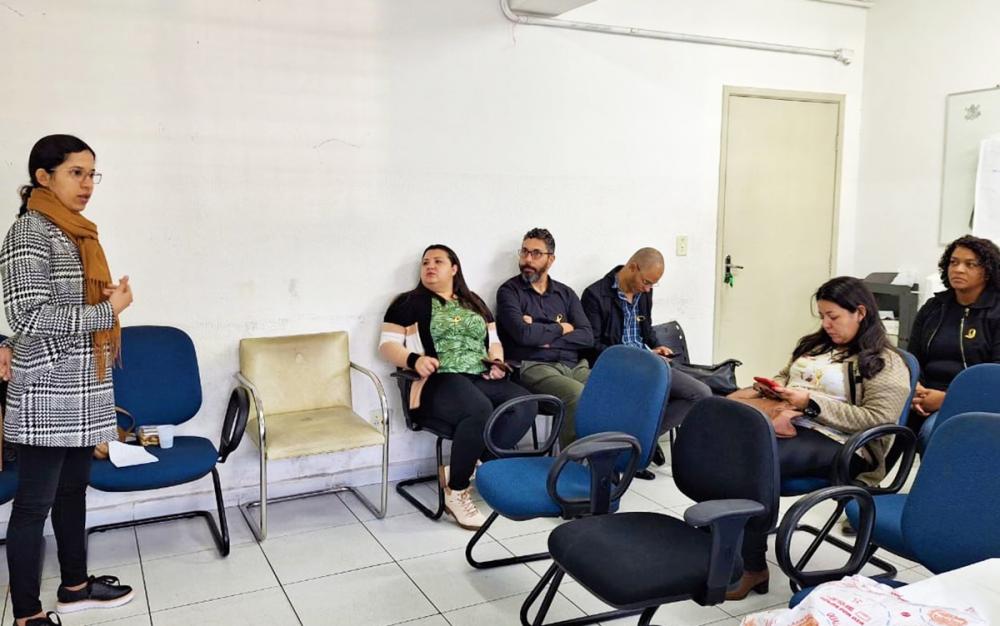 Itapecerica da Serra realiza palestra às enfermeiras da rede municipal e inicia Campanha Agosto Dourado