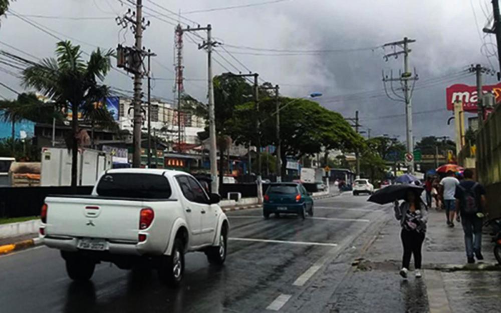 Temperatura cai em Embu das Artes e Itapecerica da Serra e semana começa com chuva