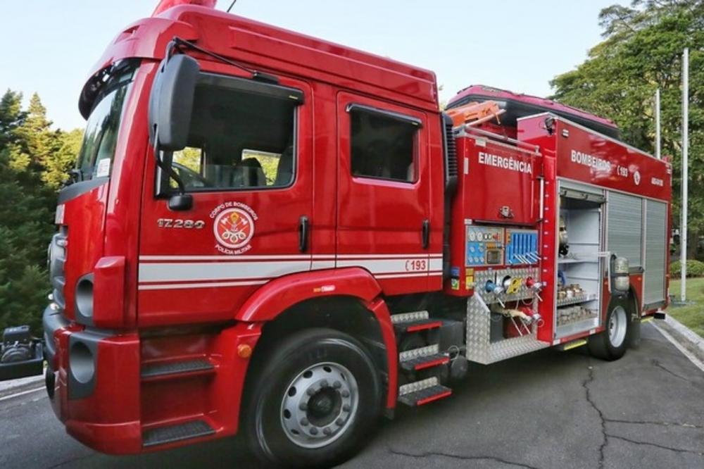 Incêndio em Embu das Artes deixa uma vítima; bombeiros atenderam ocorrência 