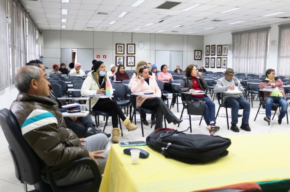 Itapecerica da Serra: Conselho Municipal dos Direitos do Idoso reúne-se na Prefeitura