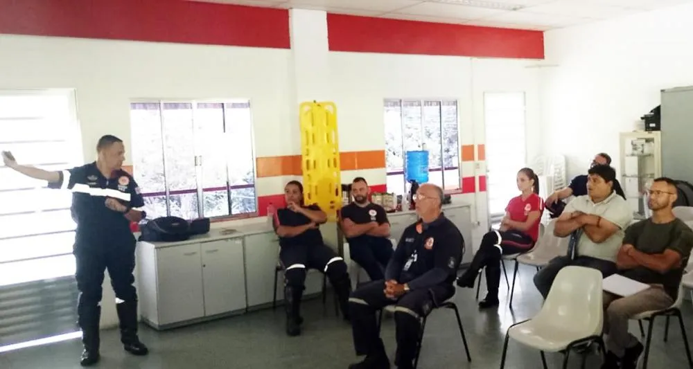 Samu Regional Embu das Artes treina equipes de Juquitiba e São Lourenço da Serra