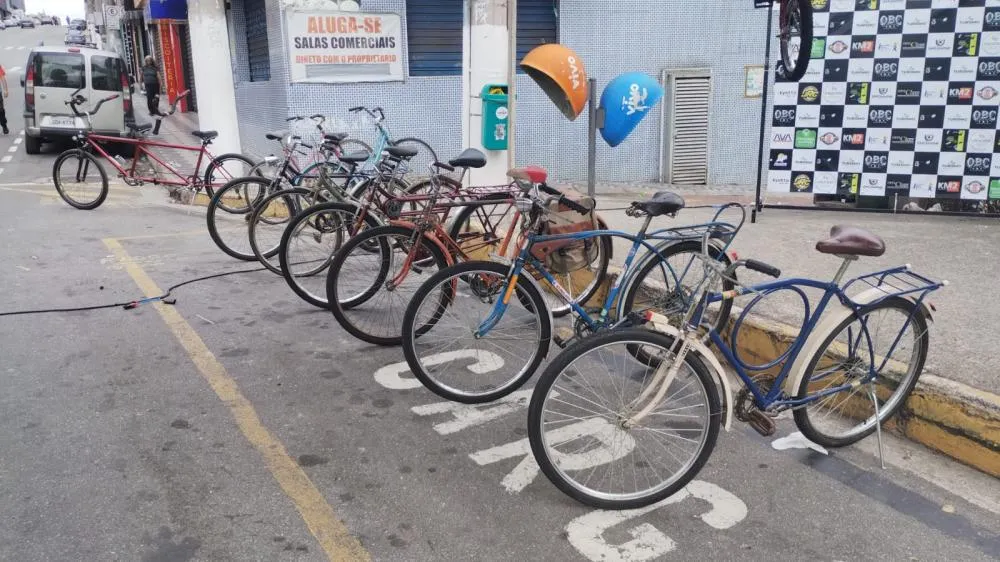 Itapecerica da Serra realizou o 3º Encontro de Bicicletas Antigas no domingo, 19 de maio