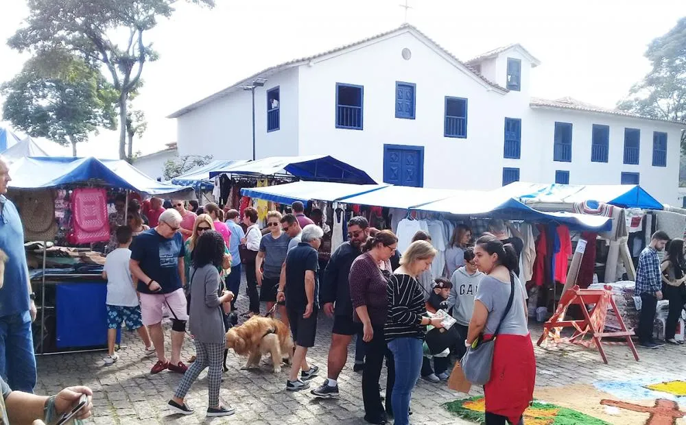 Embu das Artes: confira o que abre e fecha no feriado de Corpus Christi