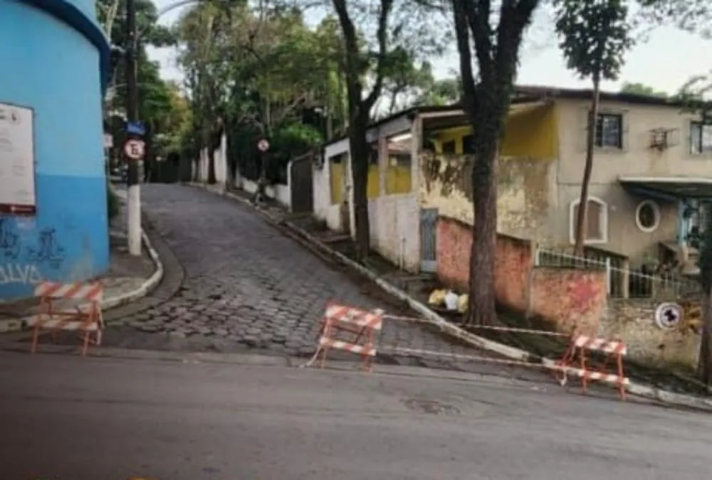 Ruas em Embu das Artes são bloqueadas; saiba mais 
