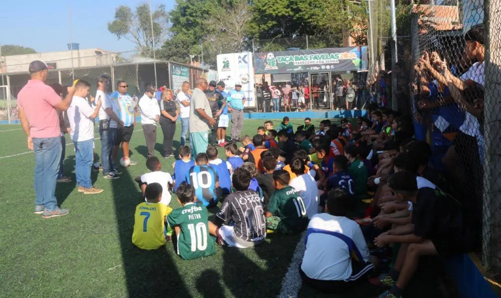 Itapecerica da Serra: Campo do Imperial sedia avaliação técnica do Palmeiras