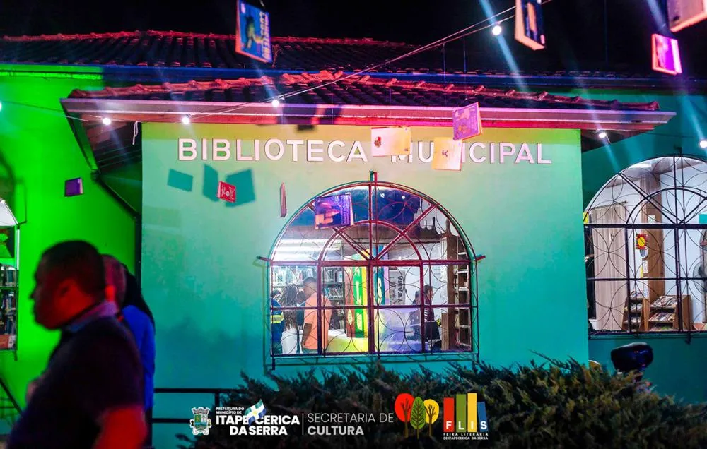 Itapecerica da Serra realiza a 2ª Edição da FLIS: Feira Literária com o tema “Todo Mundo Lê, Todo Mundo Vem"