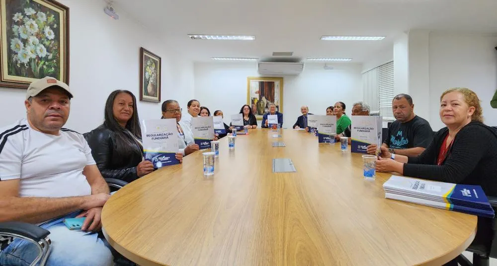 Itapecerica da Serra: Prefeitura entrega mais 22 escrituras do Conjunto Habitacional Paineiras