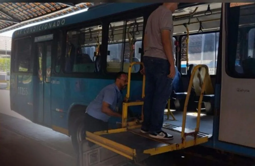 Linhas de ônibus em Embu das Artes passam por fiscalização surpresa