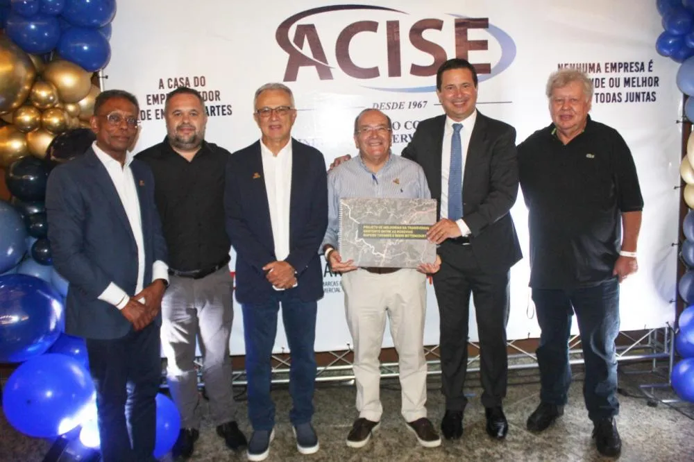 Embu das Artes: jantar de confraternização de fim de ano da ACISE foi um sucesso