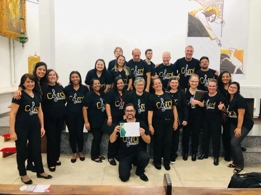 Embu das Artes: Coral En´Canto das Artes se apresenta no domingo, 8