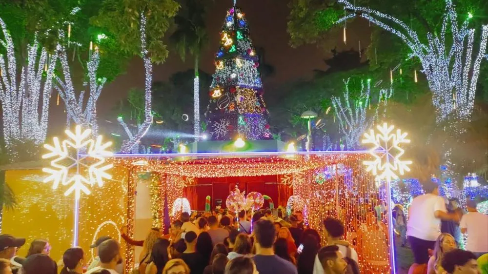 Embu das Artes: Confira a programação do Natal Iluminado deste fim de semana