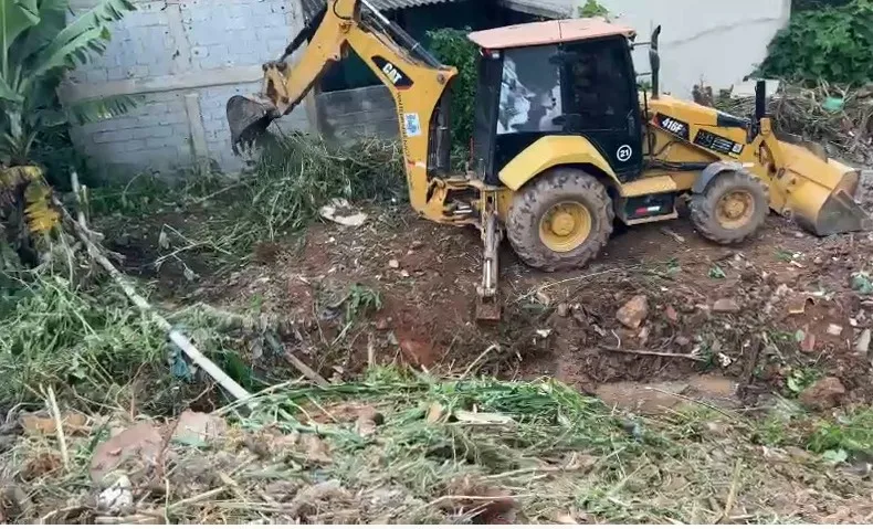 Ações para prevenir alagamentos são realizadas em Itapecerica da Serra