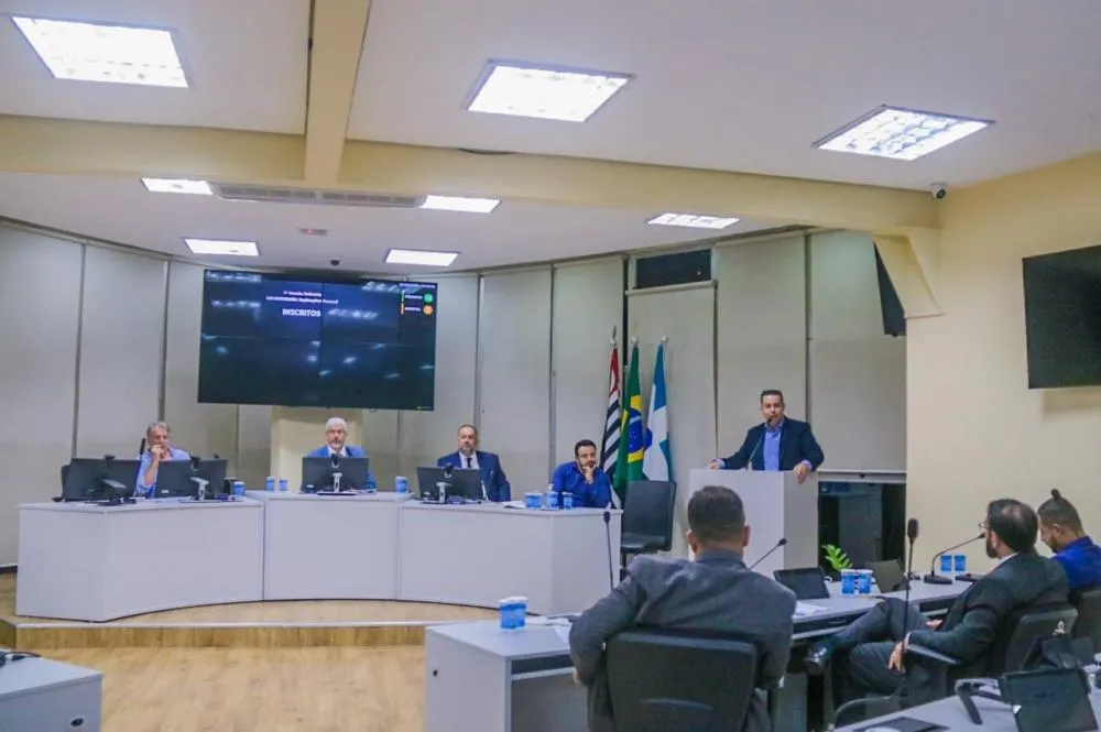 Itapecerica da Serra: Vice-prefeito Allan Dias prestigia abertura dos trabalhos do Poder Legislativo