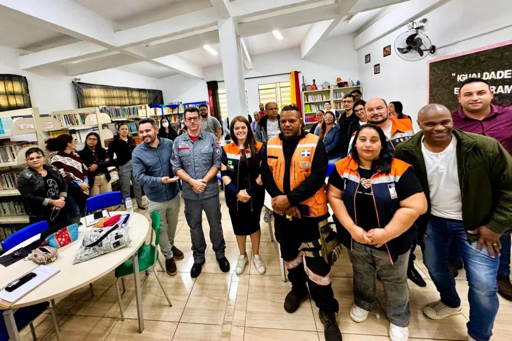Escolas Mais Seguras em Itapecerica da Serra: Projeto da Defesa Civil leva orientações a instituições de ensino