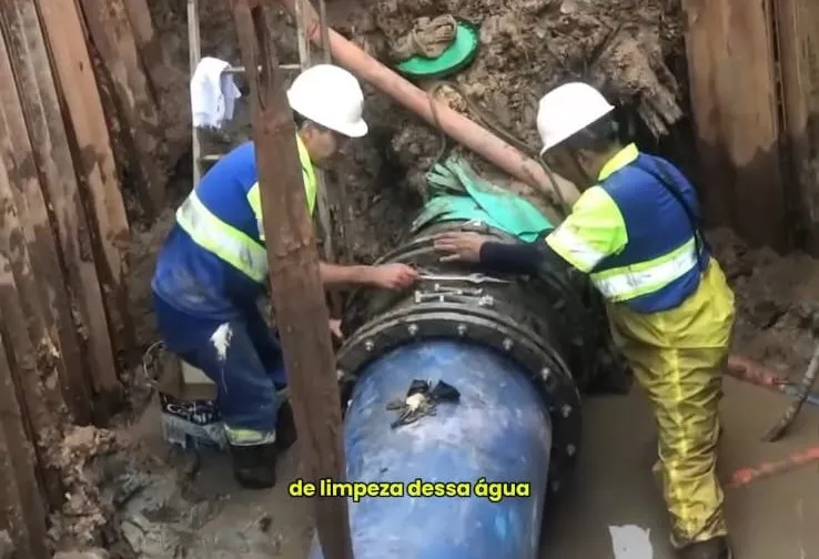 Novo furo em adutora preocupa moradores de Itapecerica da Serra após dias de falta de água