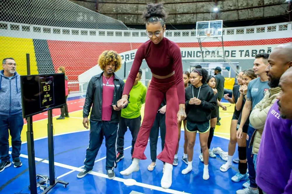 Taboão da Serra recebeu estrelas do atletismo no Dia do Desafio