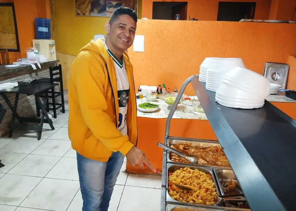 Nene recebe seus clientes com muito carinho, atenção e dedicação - Fotos: Jornal SP Repórter