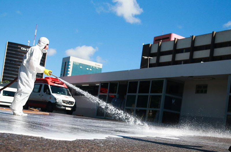 Equador : Novo coronavírus leva o país a colapso sanitário