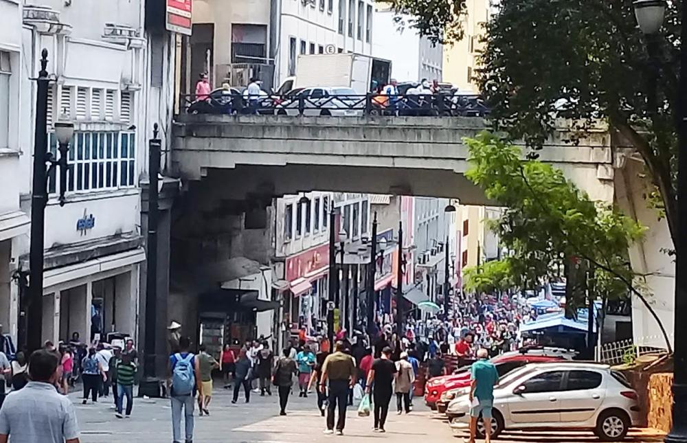 São Paulo registra 195 mortes em 24 horas e soma 5.558 vítimas da covid-19