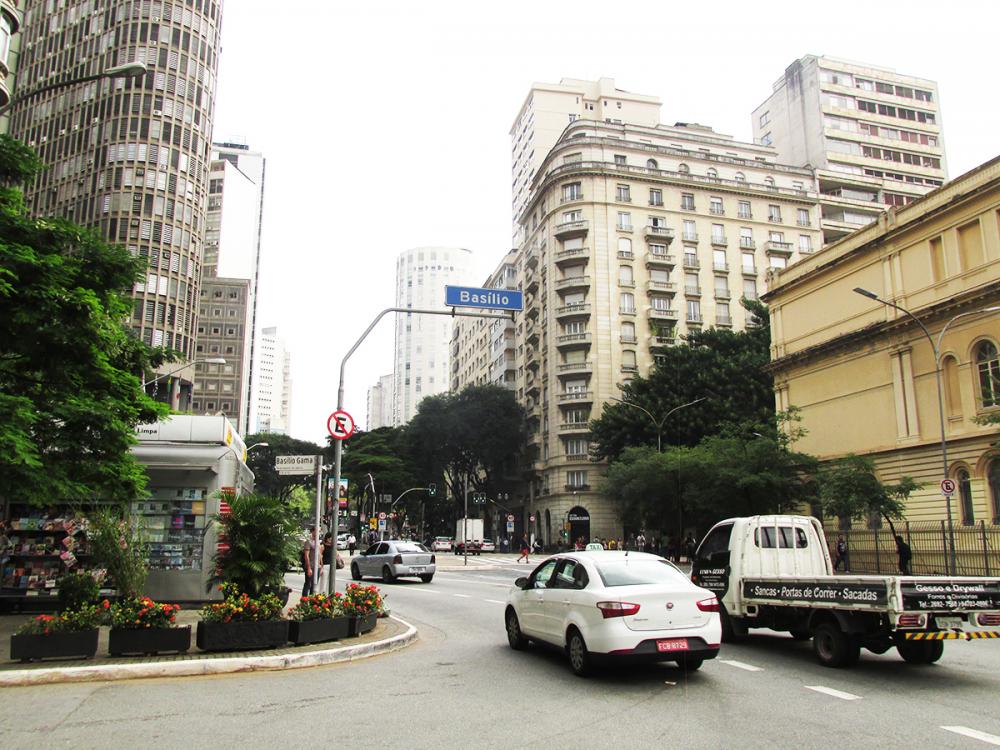Estado de São Paulo registra mais 339 óbitos por coronavírus nesta sexta-feira, 17