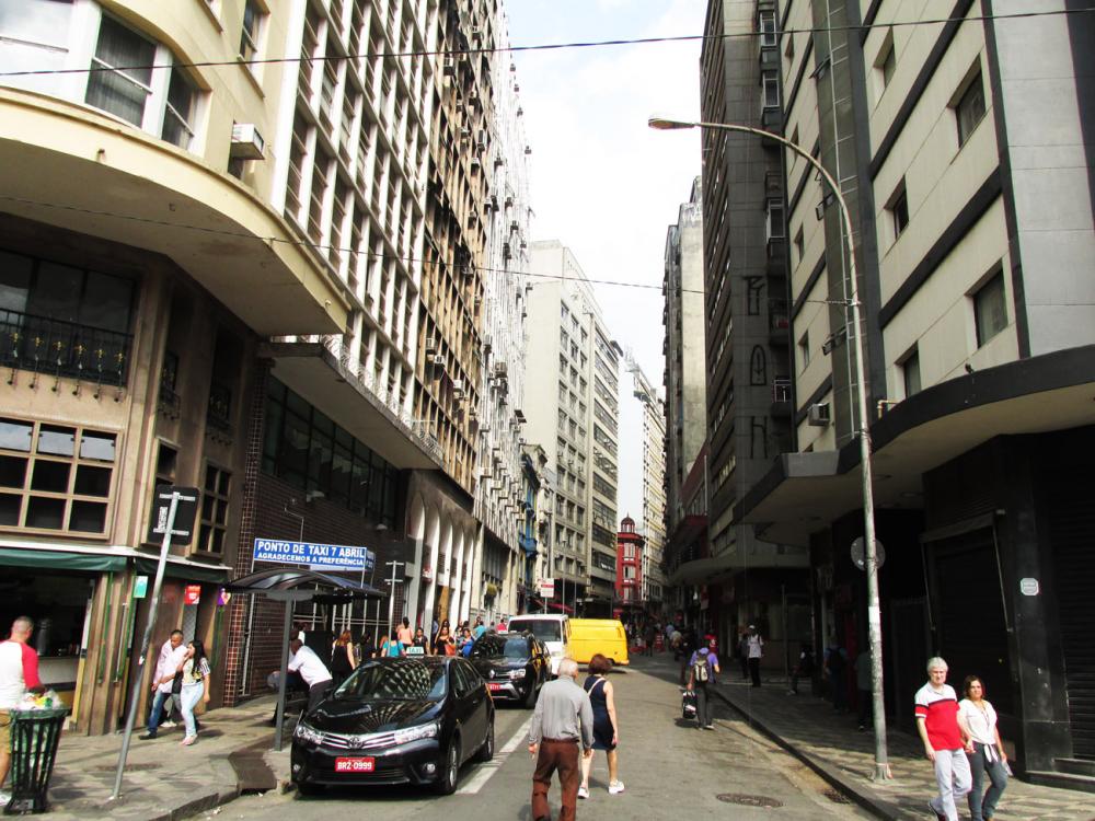 São Paulo registra mais 239 óbitos por coronavírus nas últimas 24 horas