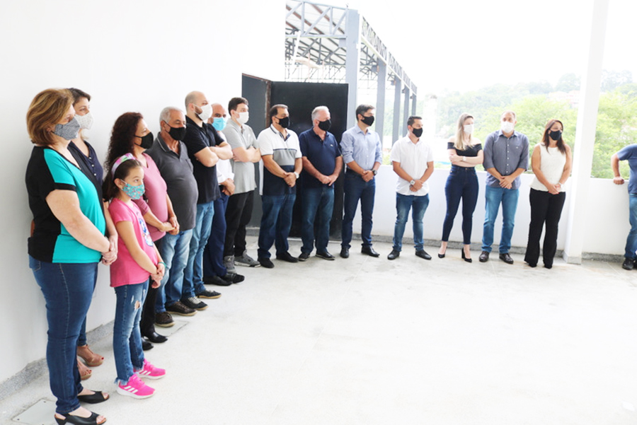 Itapecerica da Serra: Prefeitura inaugura Centro de Vivência, Praça dos Esportes e outras obras