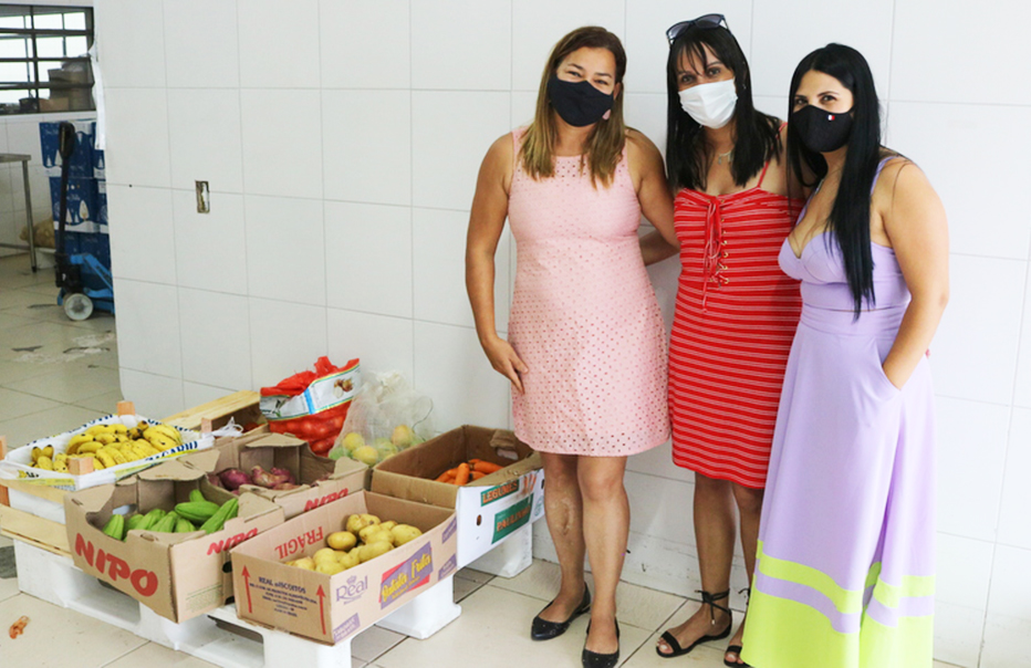 Itapecerica da Serra: Fundo Social de Solidariedade realiza entrega de alimentos
